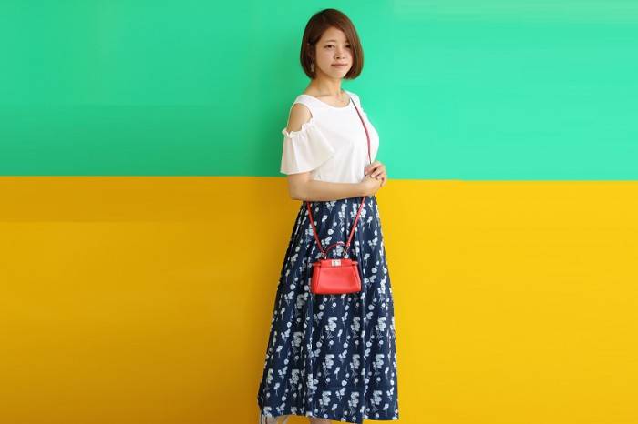 FENDI マイクロピーカブー  のおしゃれな持ち方